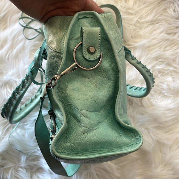 Authentic Balenciaga handbag - Picture 14 of 16